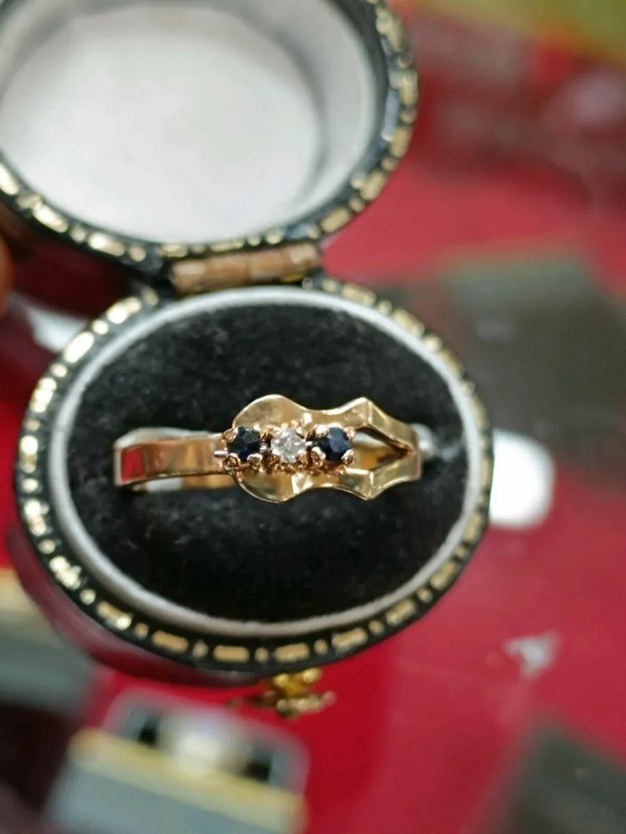 Vintage 9k Gold Diamond & Sapphire Ring - Image 2