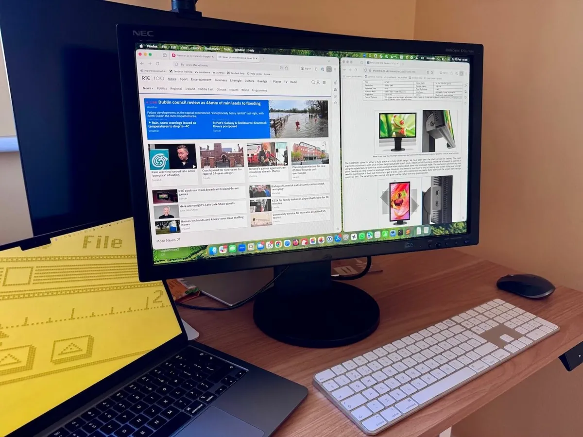 23" HD computer monitor - Image 1