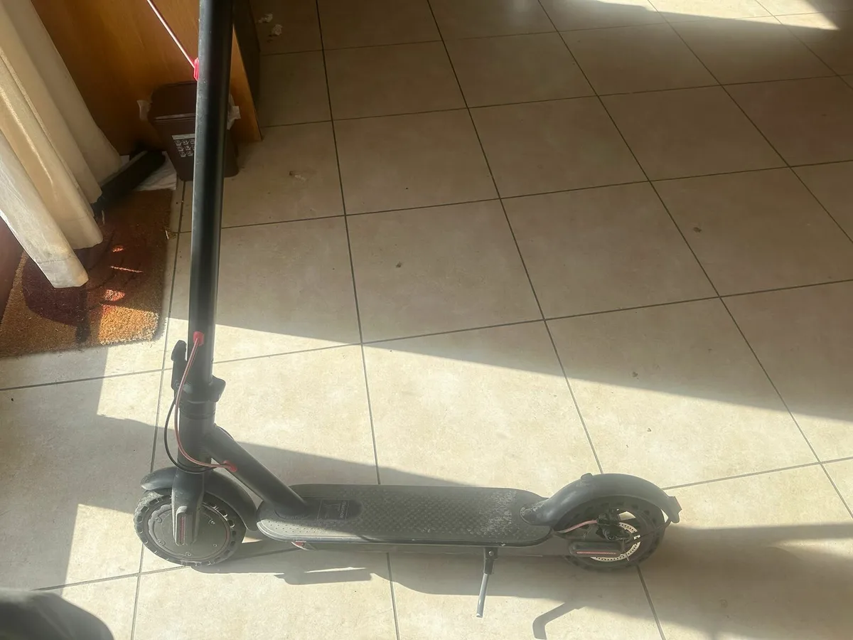 E scooter - Image 4