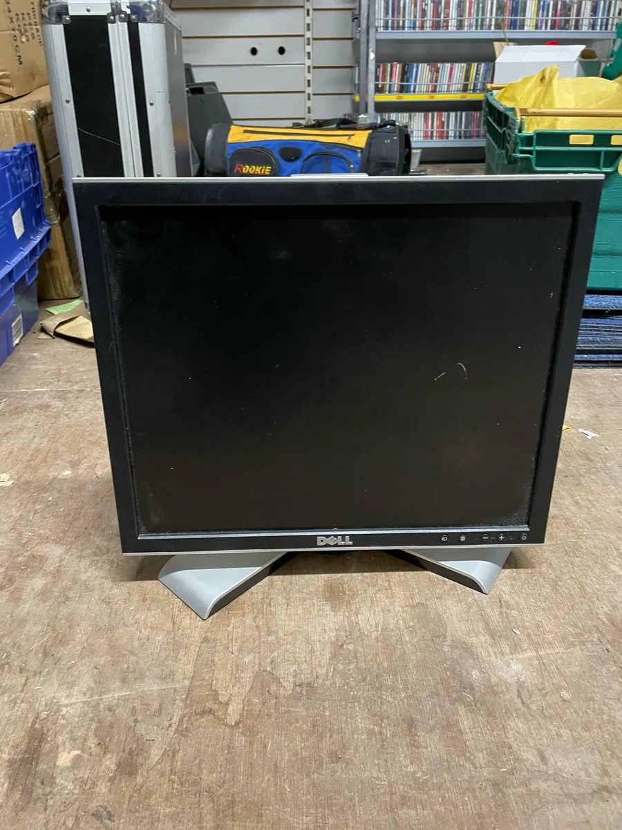 Dell REV A00 Monitor - Image 1