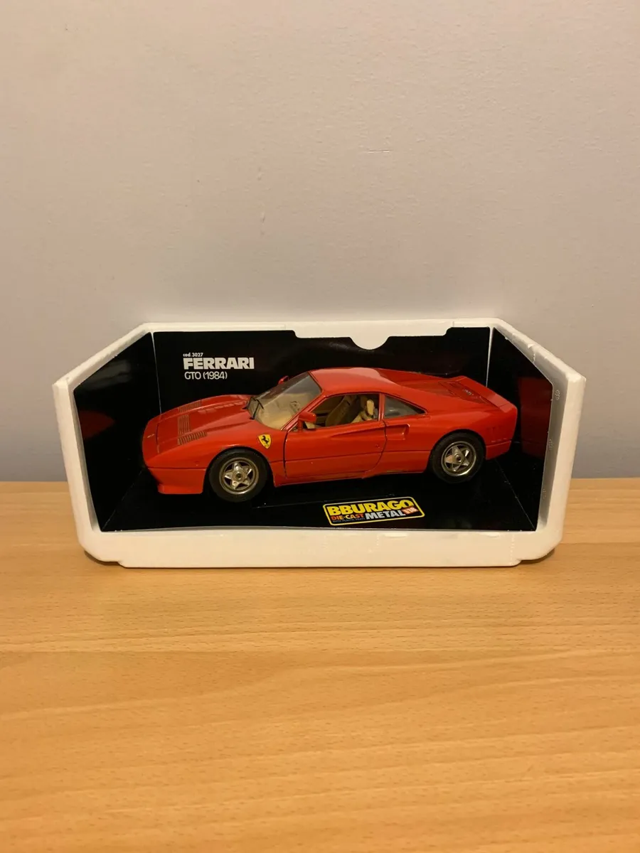 1984 Ferrari GTO 1/18 Burago Model Car - Image 2