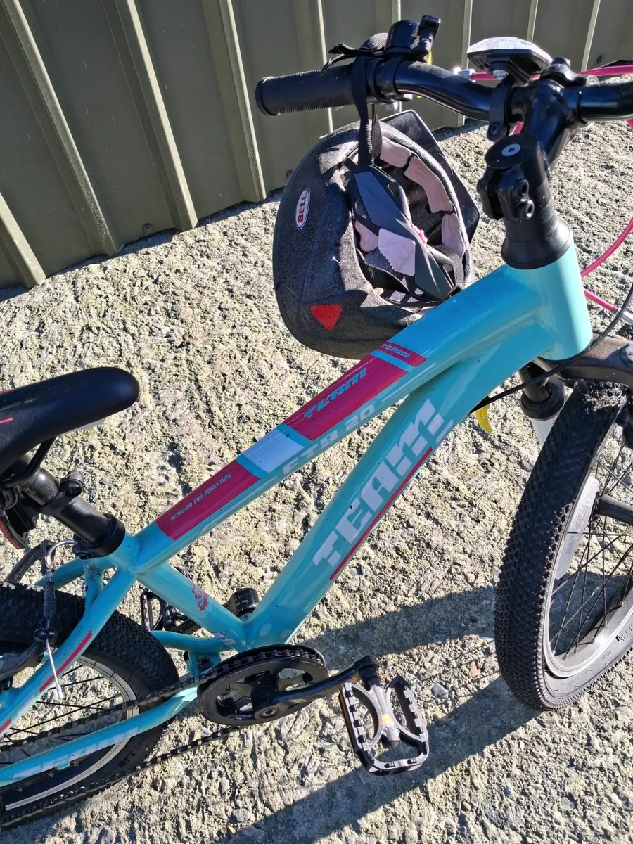 Girls bike - Image 1