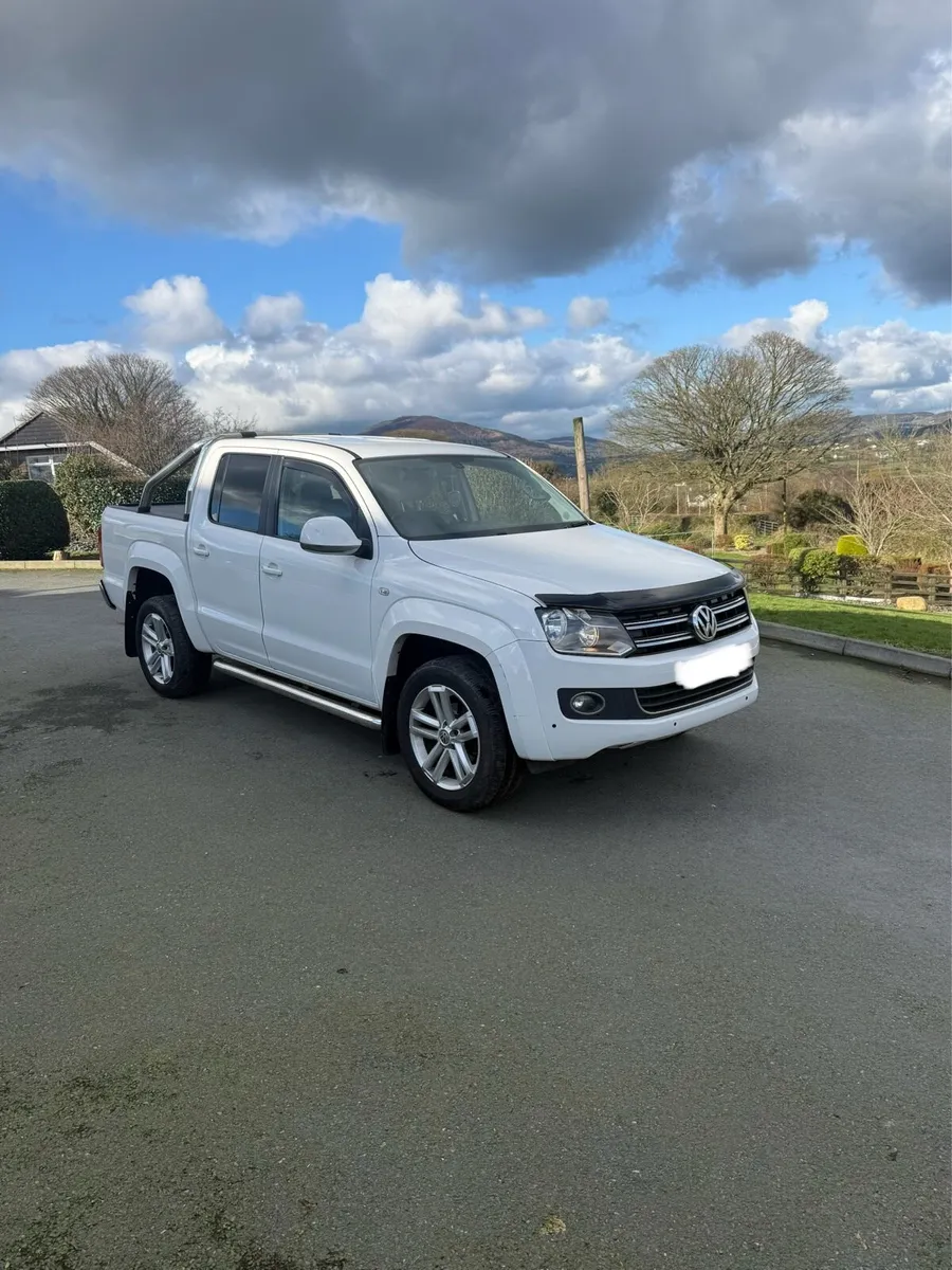 152 AMAROK 2.0 TDI 180 AUTO (NO VAT) - Image 1