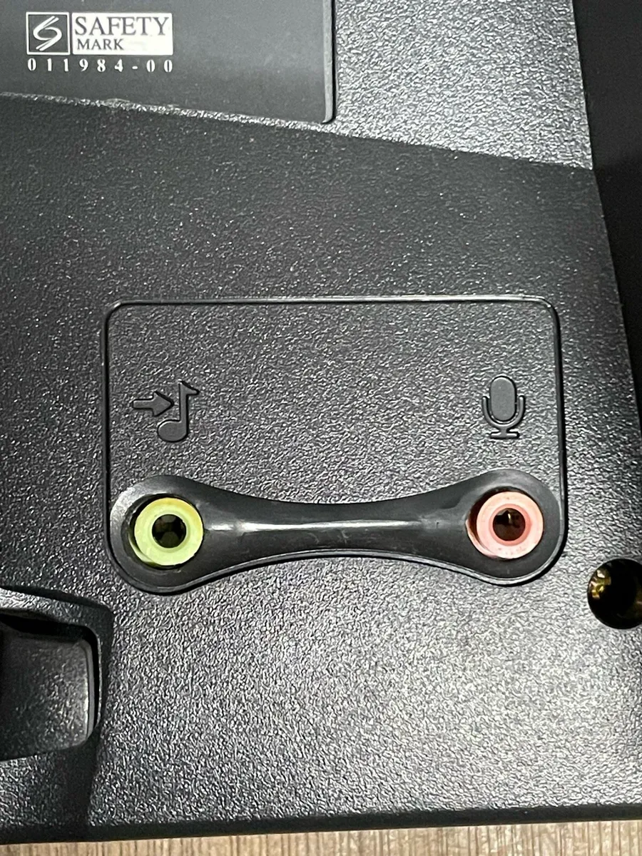 Compaq TFT5015m Monitor - Image 3