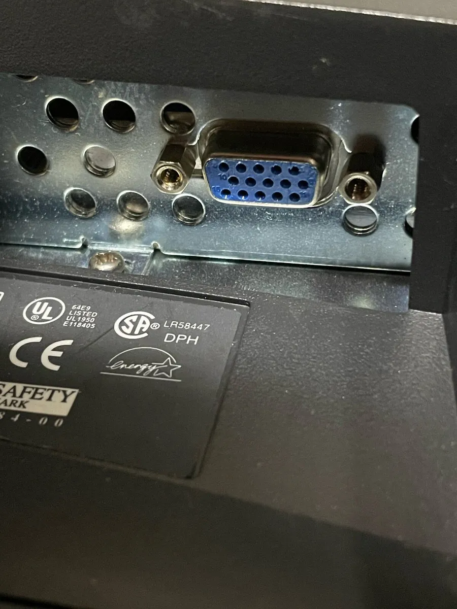 Compaq TFT5015m Monitor - Image 4