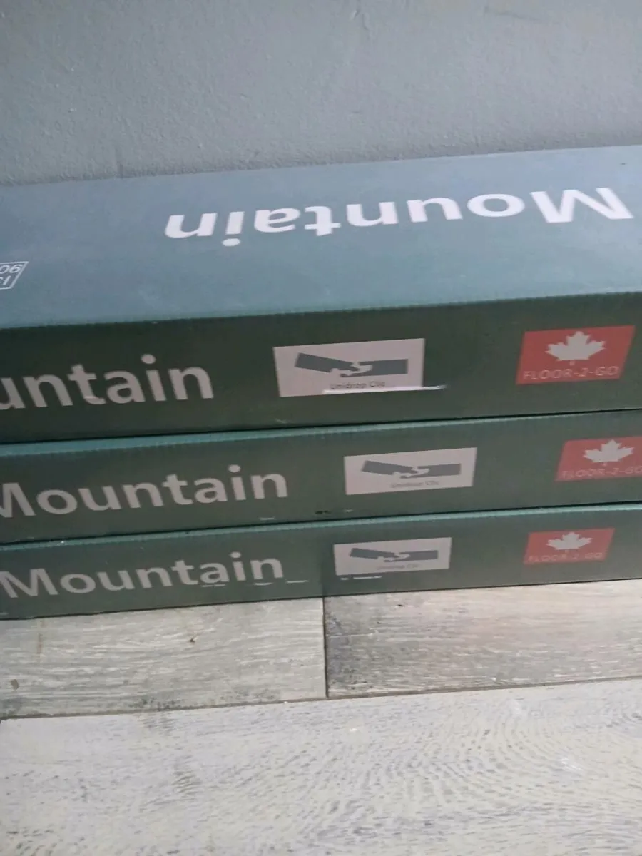 Laminate flooring - Image 2