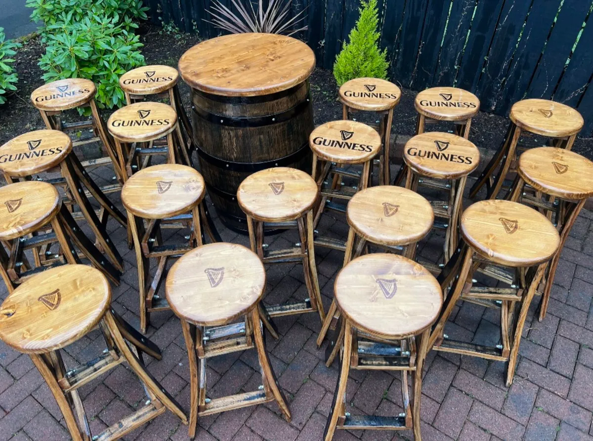 Oak barrel - Image 1