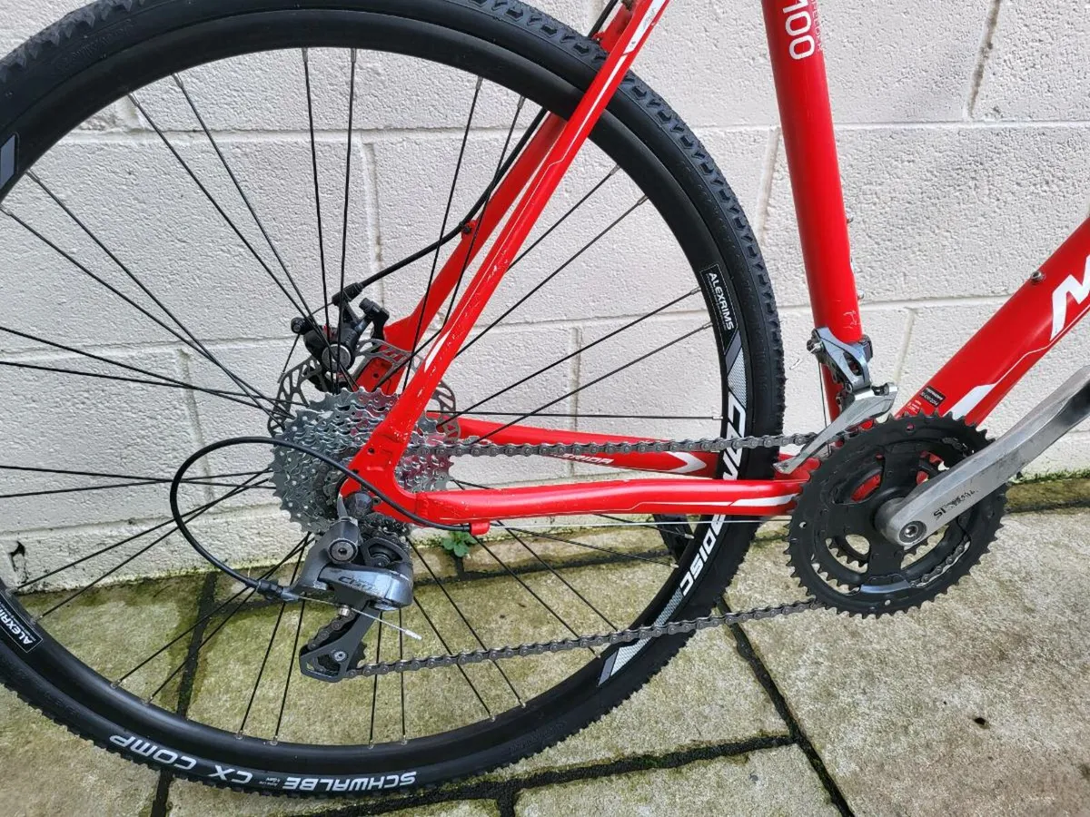 Merida Speeder Hybrid Bike Large - Image 2