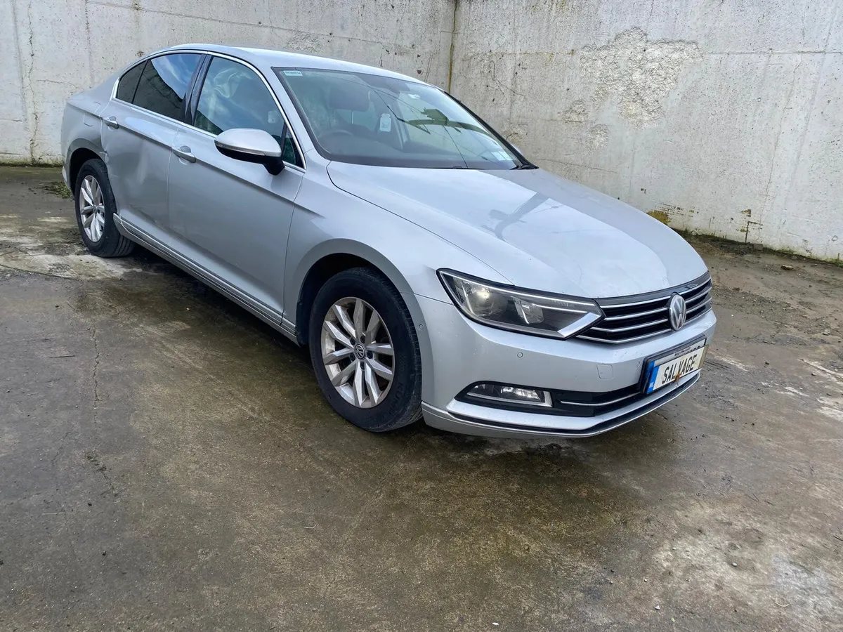 2016 VW Passat - Image 3