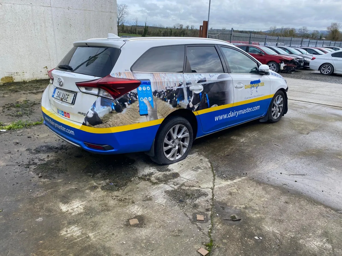 2016 Toyota Auris - Image 4