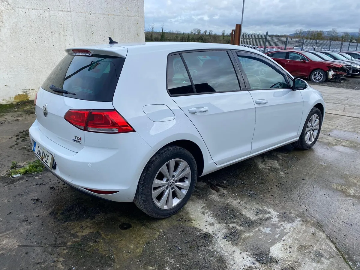 2017 VW Golf - Image 2