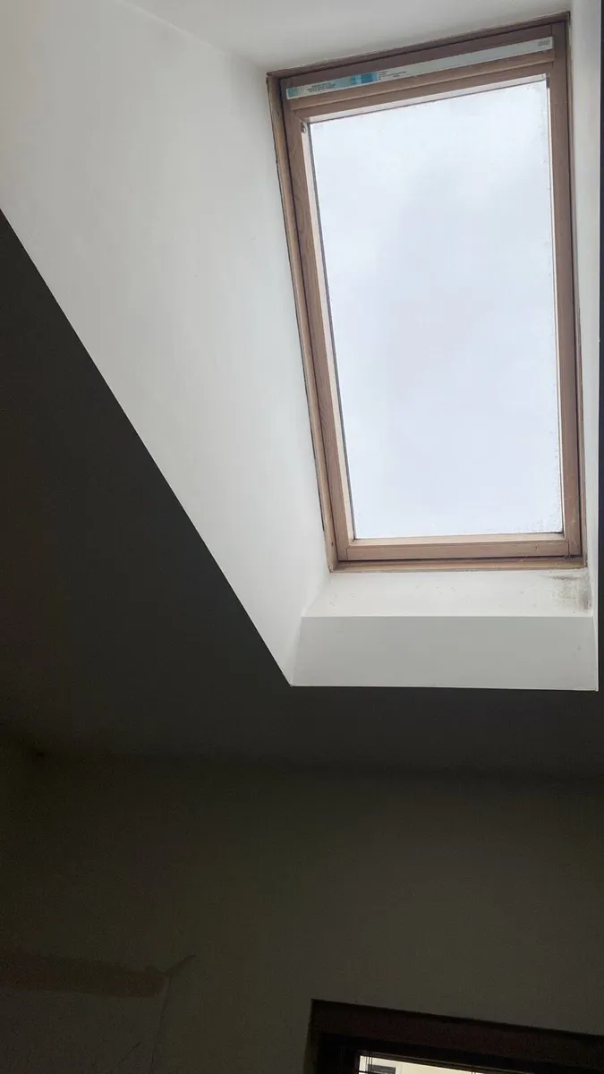 4 x Velux Windows - Image 1
