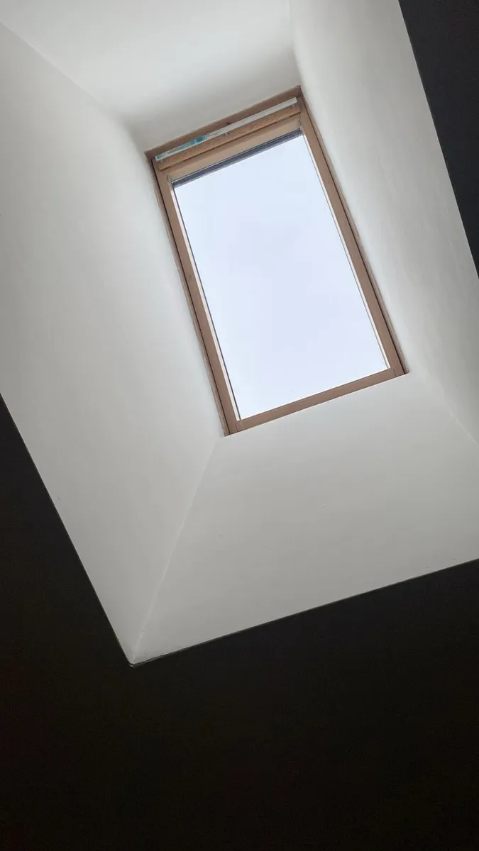 4 x Velux Windows - Image 2