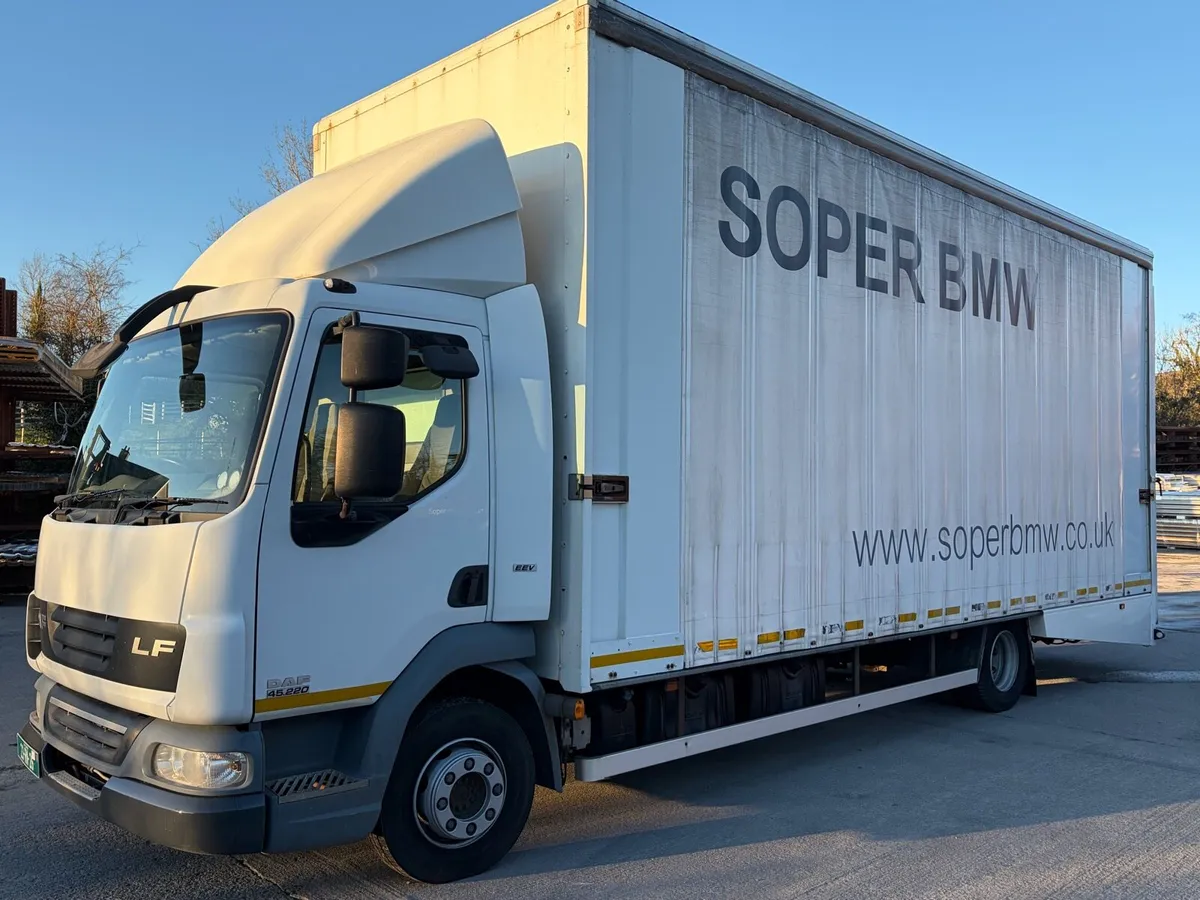 Daf 45-220 2 car transporter - Image 1