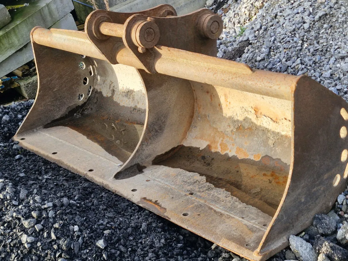 HITACHI EX60-2 - Image 4