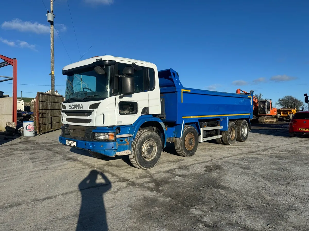 Scania tipper - Image 1