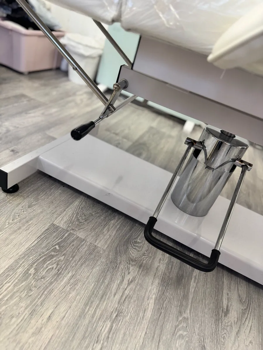 Beauty Bed - Image 4