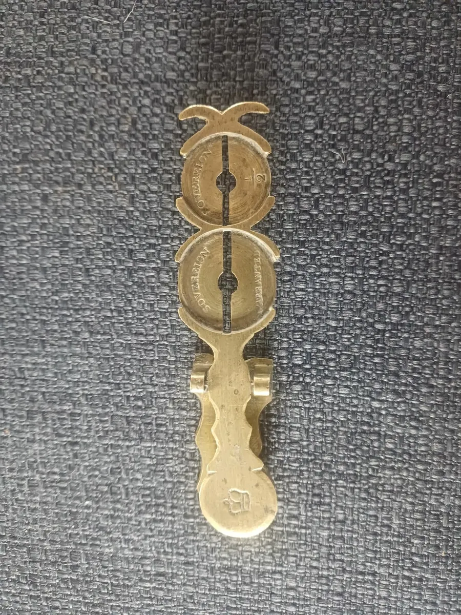 Gold Sovereign Scale - Image 1