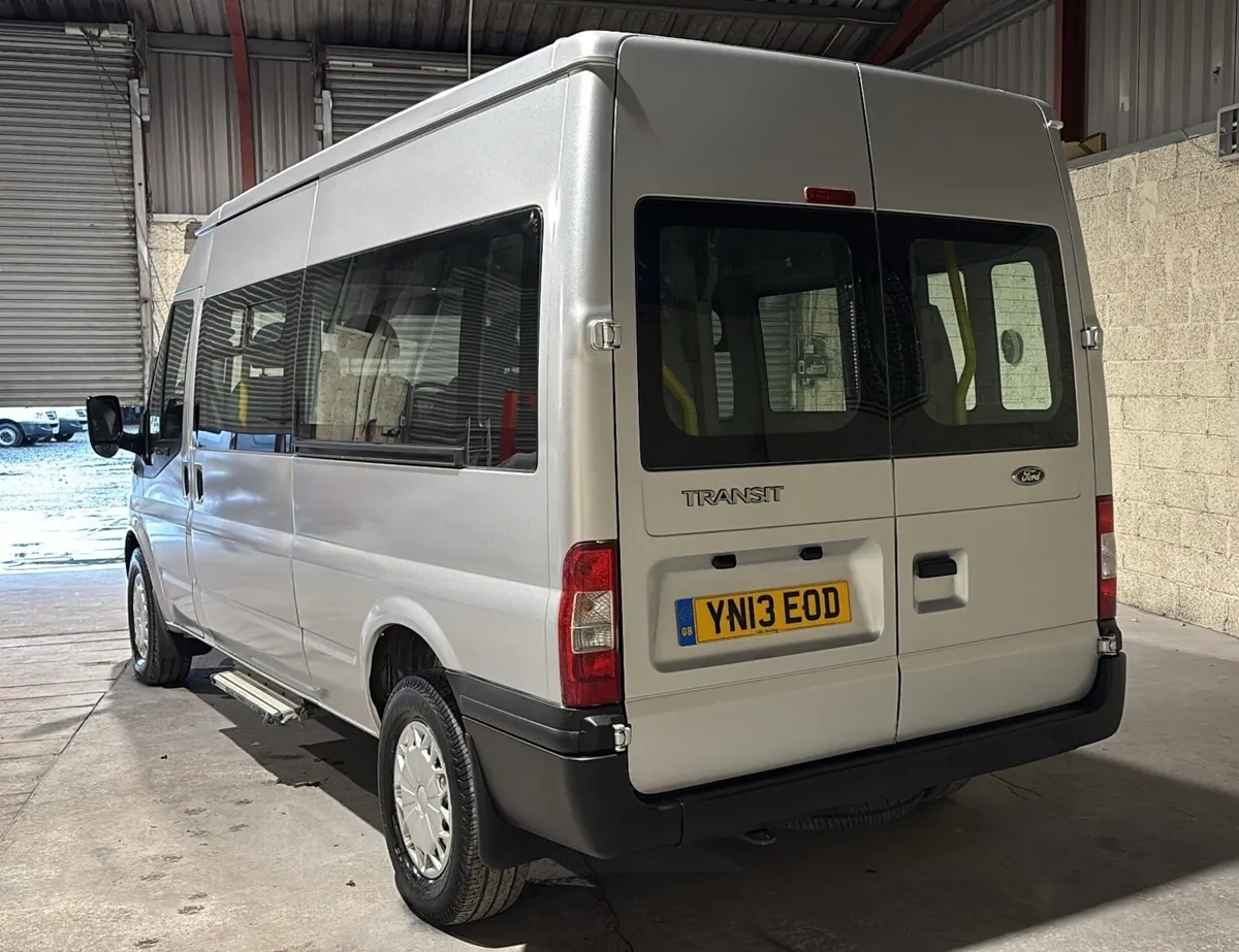 Ford transit 125 T350 minibus - Image 4