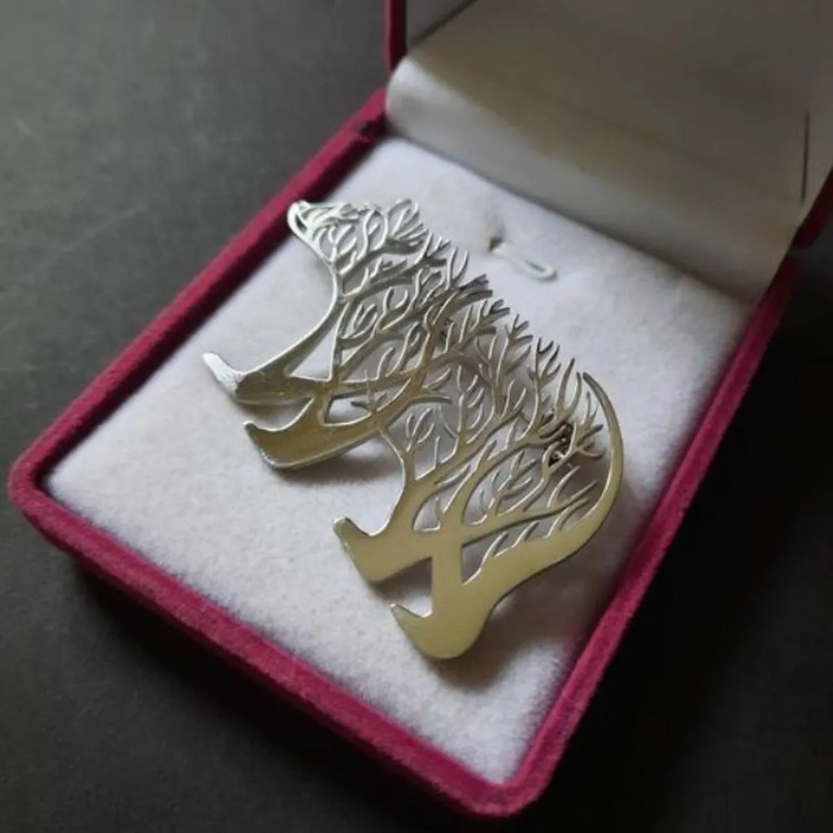 Laser Cut Bear Brooch with intricate branches - Image 3