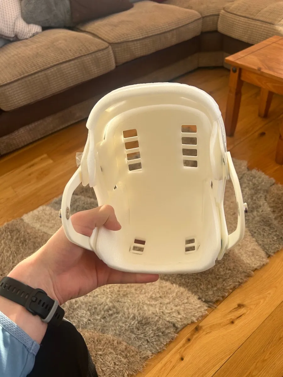 Gola helmet - Image 4