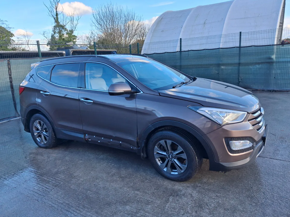 2015 Hyundai Santa Fe  2.2 Diesel  7 seater 4wd - Image 2