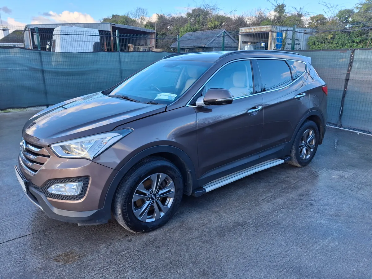 2015 Hyundai Santa Fe  2.2 Diesel  7 seater 4wd - Image 4