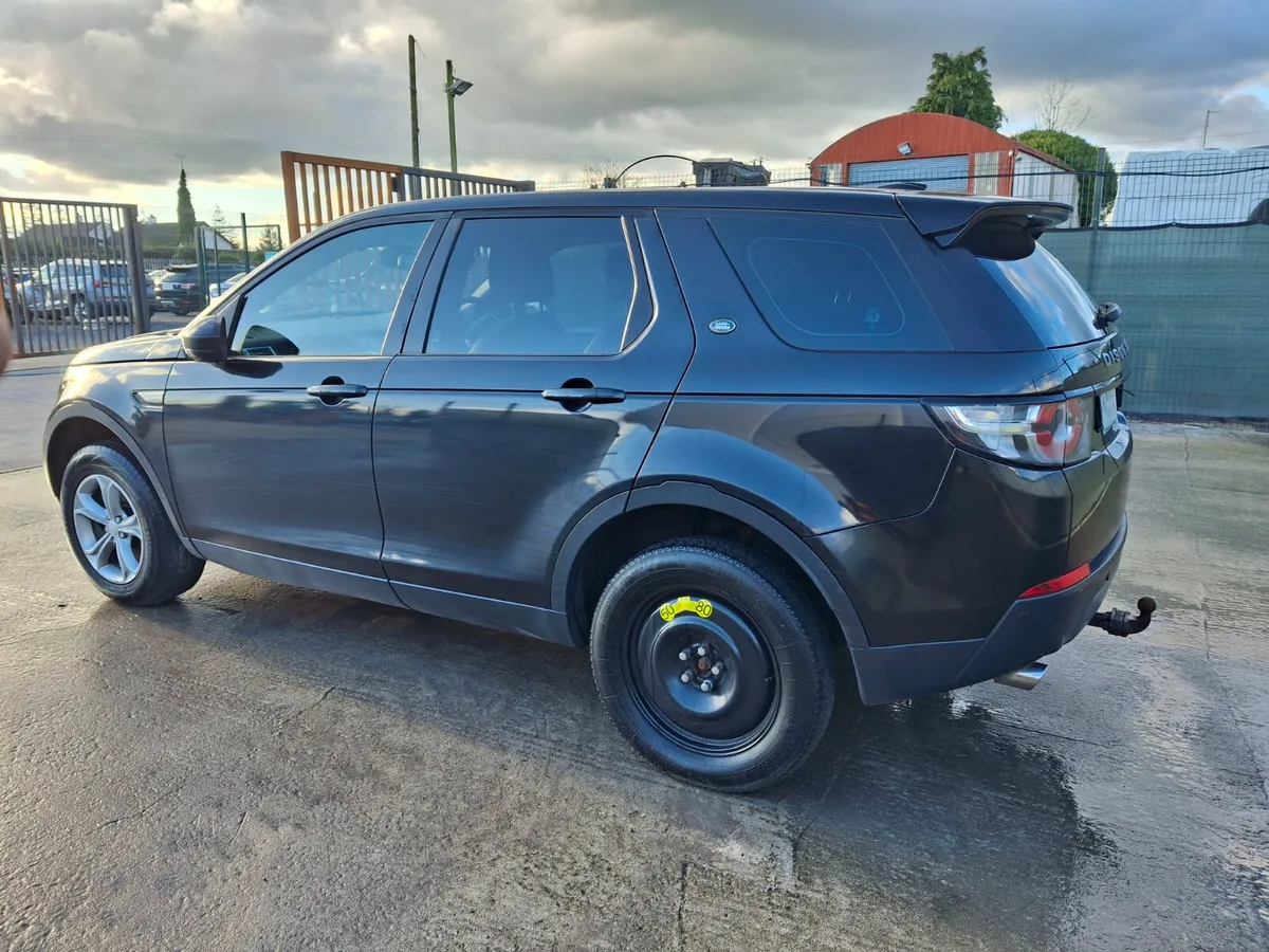 2015 Land-rover Discovery  Sport  2.2 Diesel - Image 4