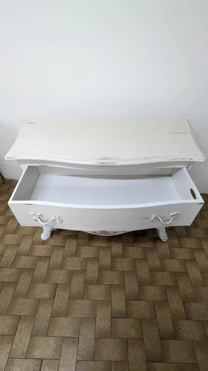 Frank Hudson Dresser & 2 Bedside Lockers - Image 3