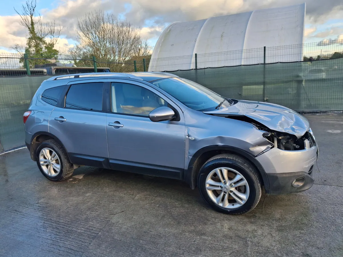2012 Nissan Qashqai  Plus 2  4x4  7 seater - Image 2