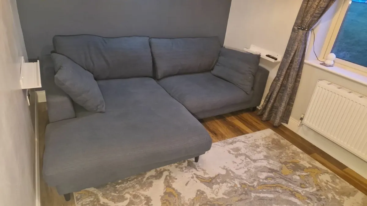 RHF Corner Sofa + Cushions - Image 3