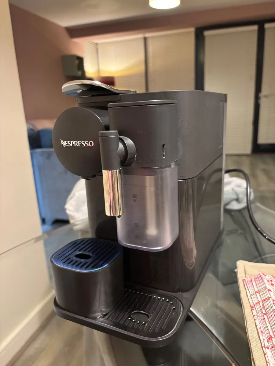 Nespresso coffee machine - Image 3