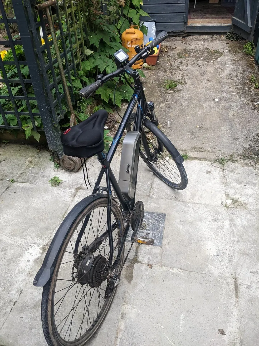 Carrera electric bike - Image 2