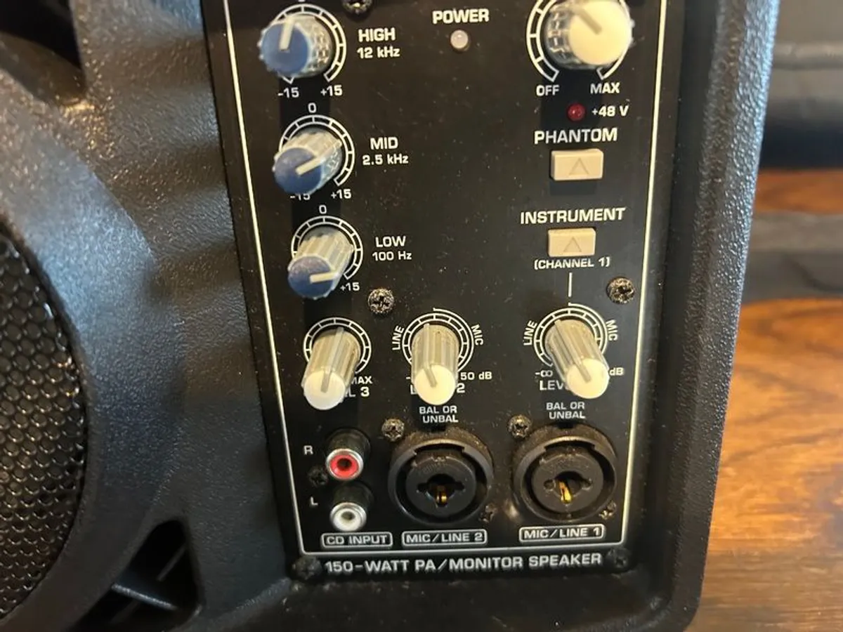 Behringer Eurolive B205D Ultra Compact 150w Active Monitor Speaker - Image 2