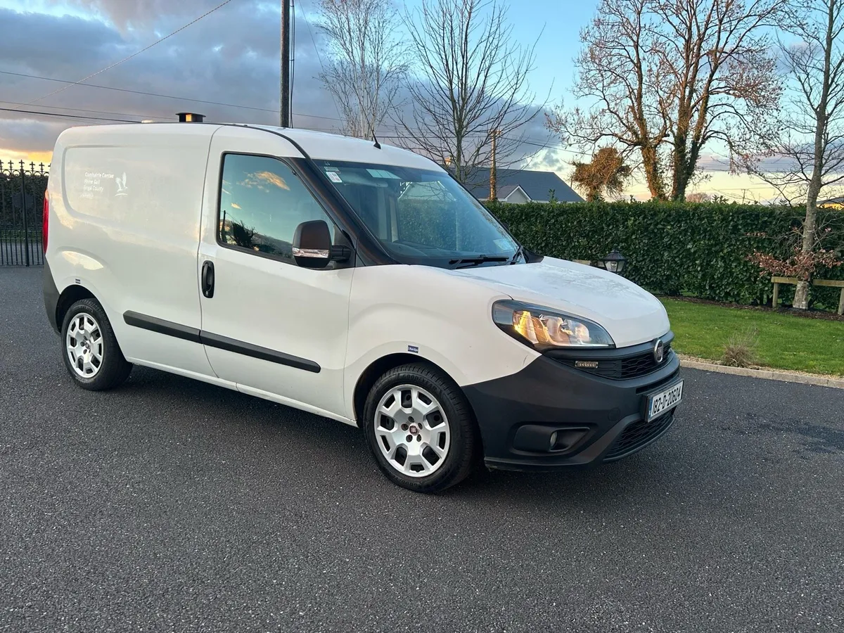 2018 fiat doblo - Image 1