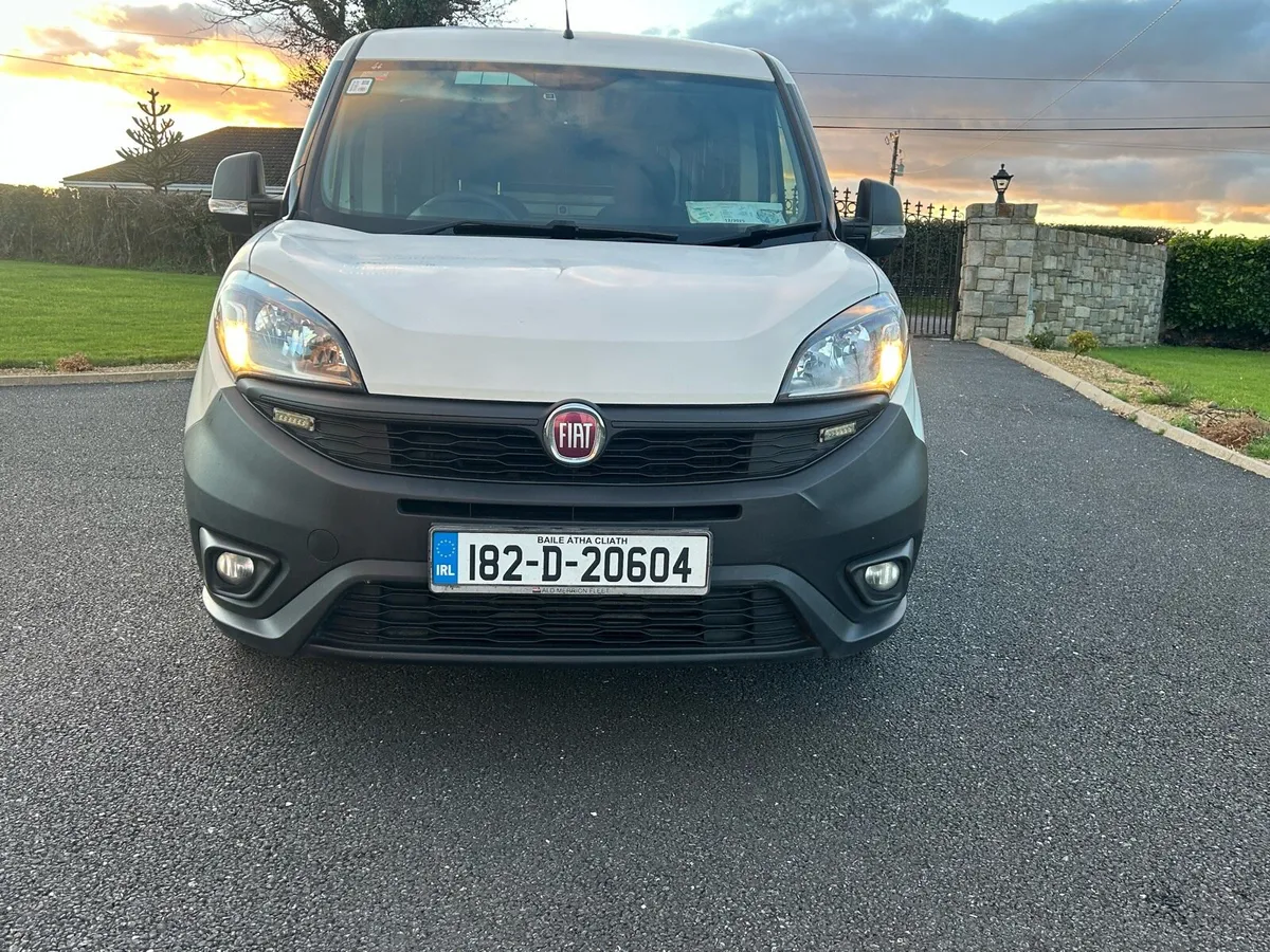 2018 fiat doblo - Image 2
