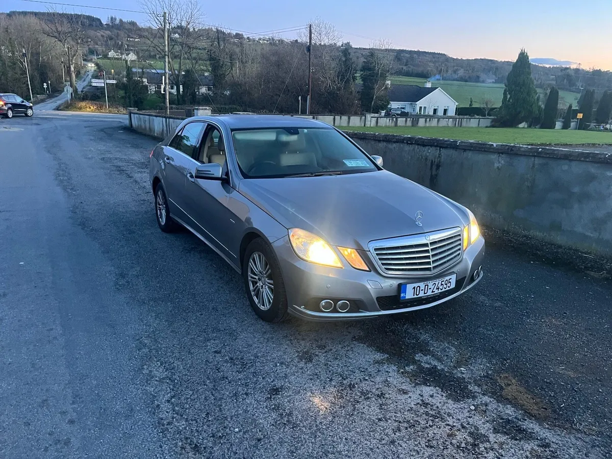 2010 Mercedes e220 - Image 1