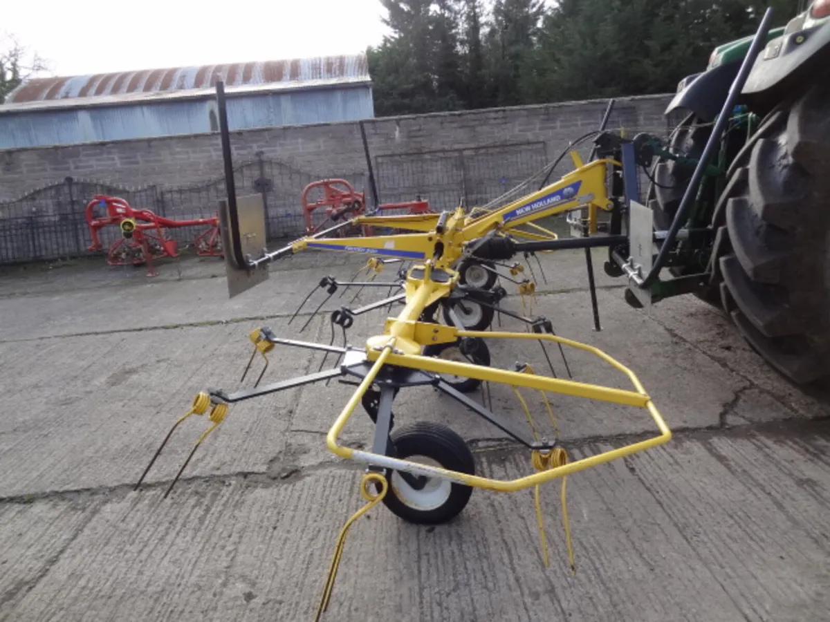 New Holland Proted 540 4 Rotor Tedder - Image 3
