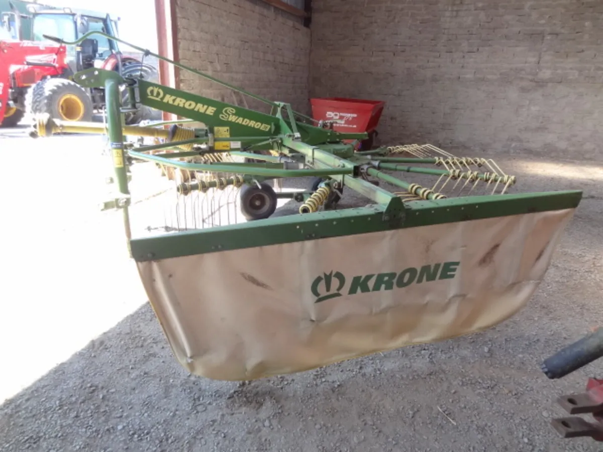 Krone Swadro 38 Single Rotor Rake - Image 2