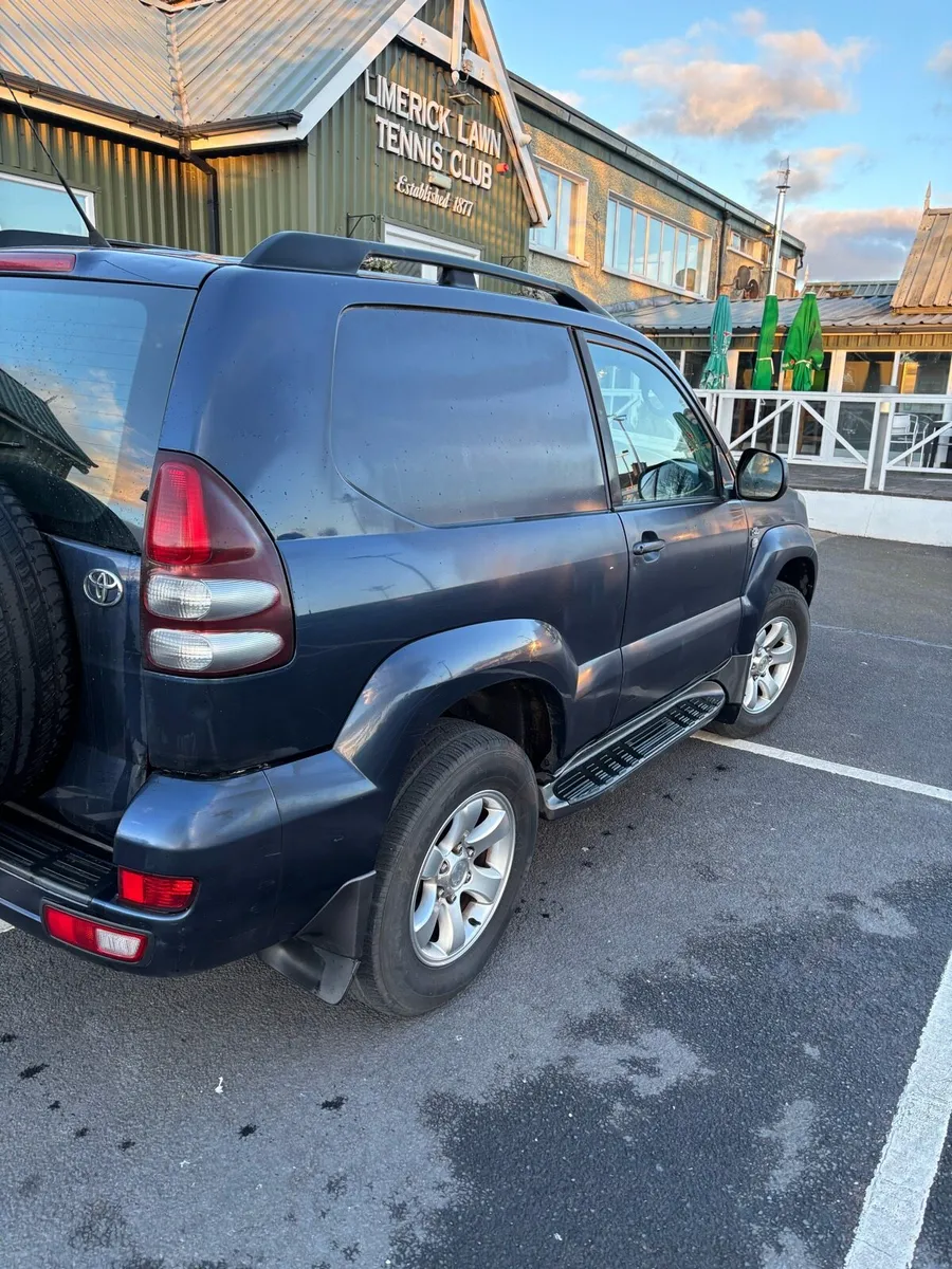 2005 Toyota landcruiser Commercial - Image 4