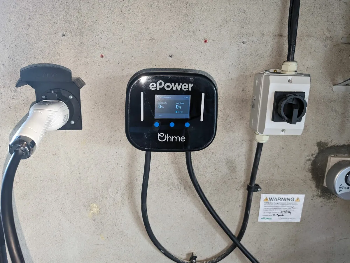 EV home charger - Image 2