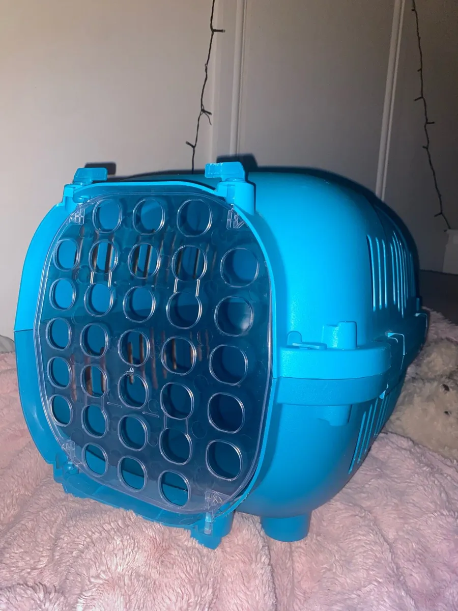 Kitten/cat carrier - Image 1