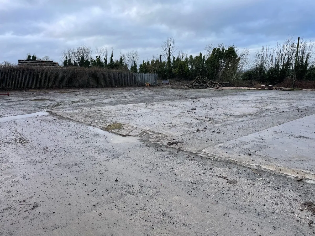 Commercial Yard - Image 3