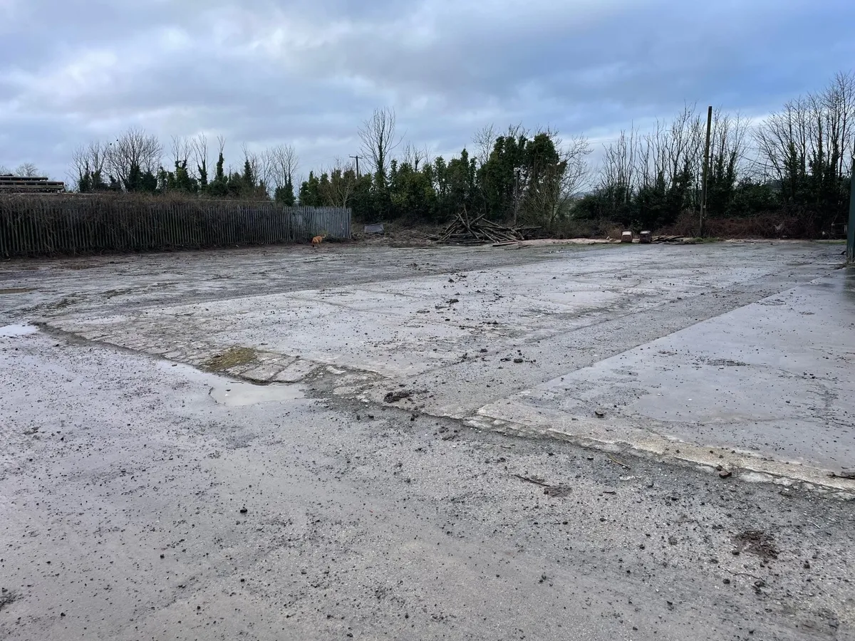 Commercial Yard - Image 4