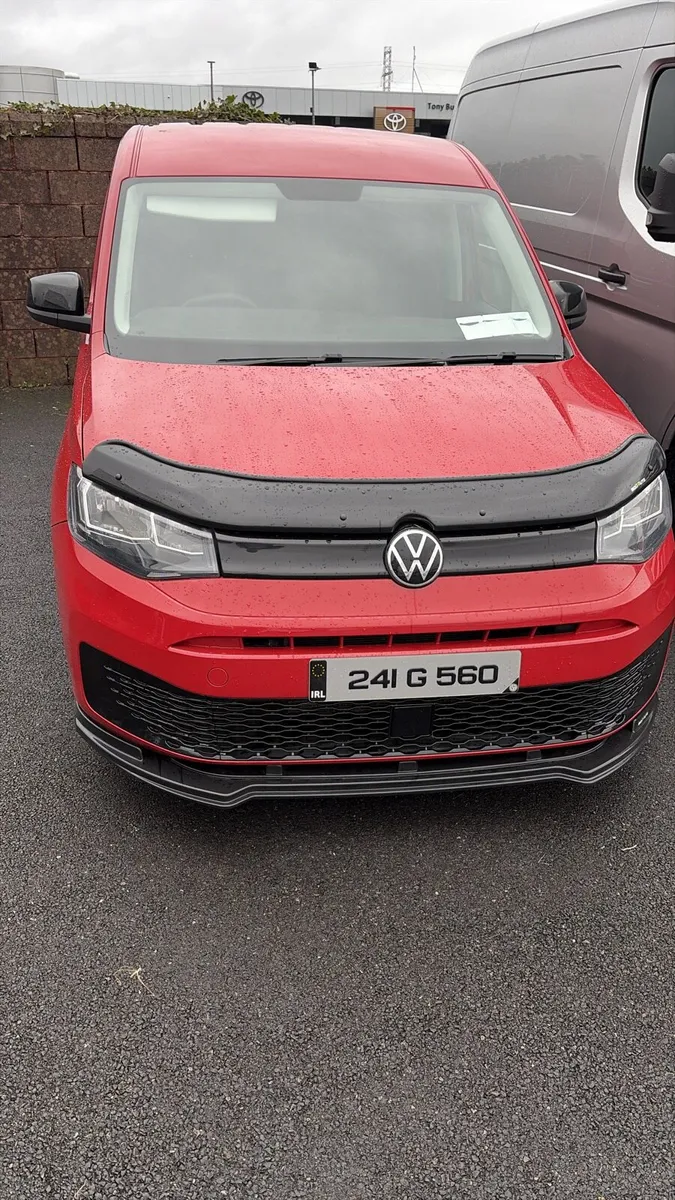 241 CADDY TOP SPEC €21950 - Image 2