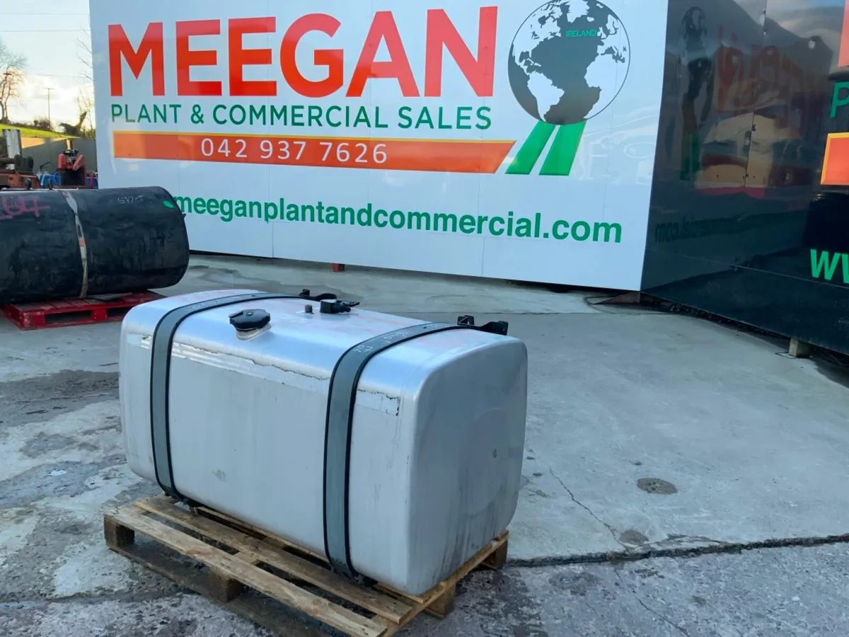 590lt  ALUMINIUM  FUEL TANK. & CRADLE......829. - Image 2