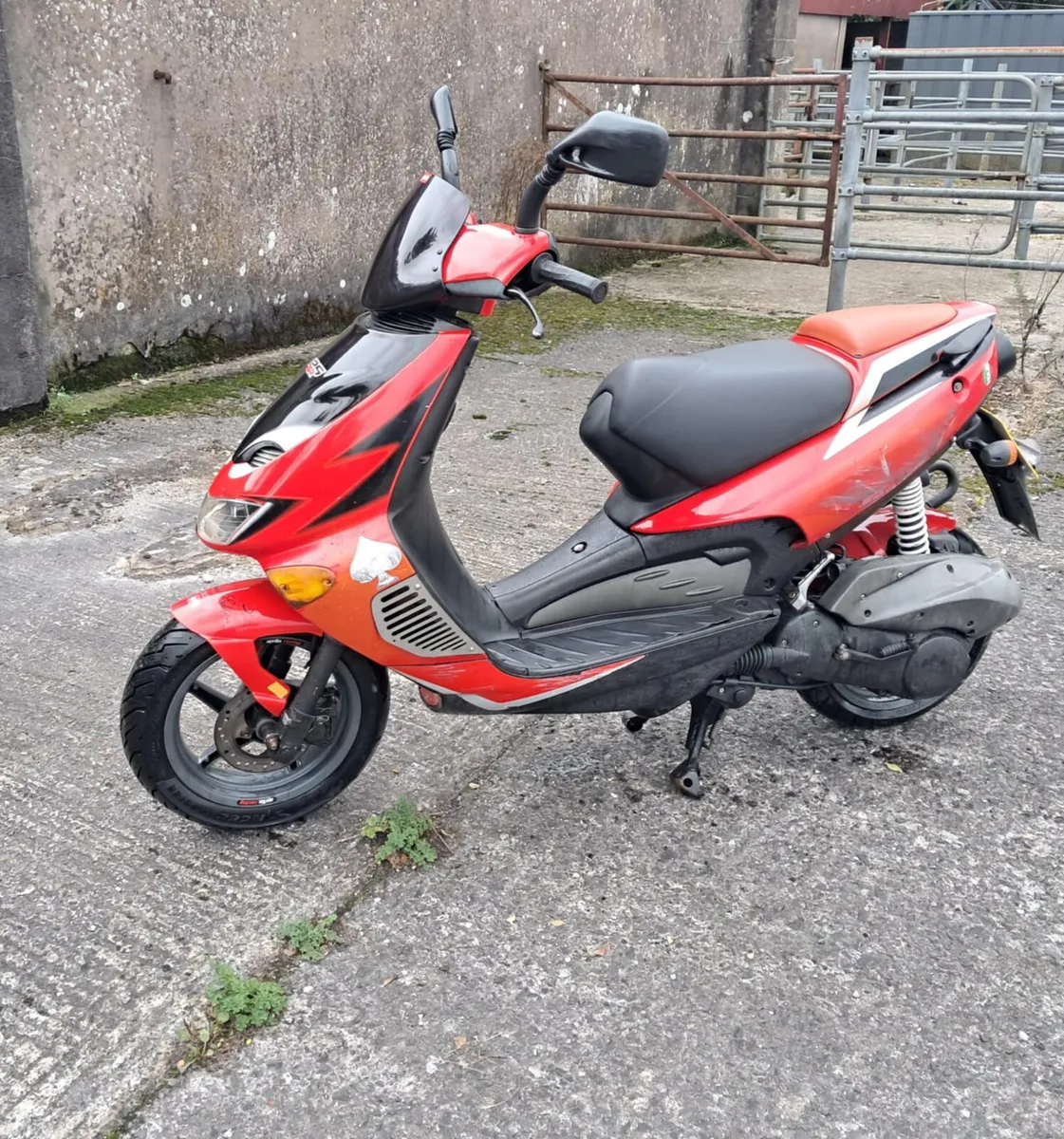 😱2 Aprilia, SR, 2000, 125 (cc) - Image 2