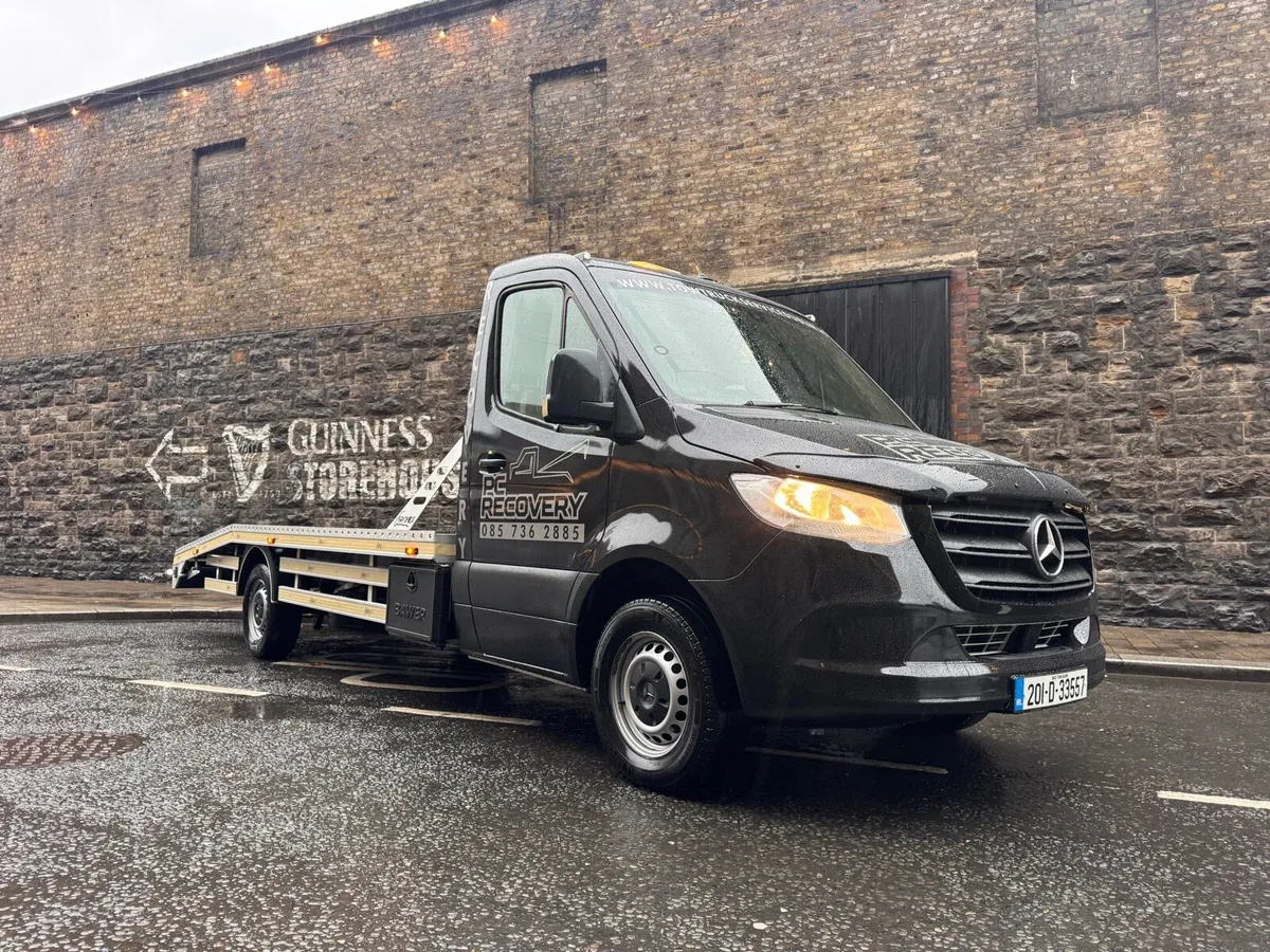 2020 Mercedes 316 CDI Recovery truck - Image 1