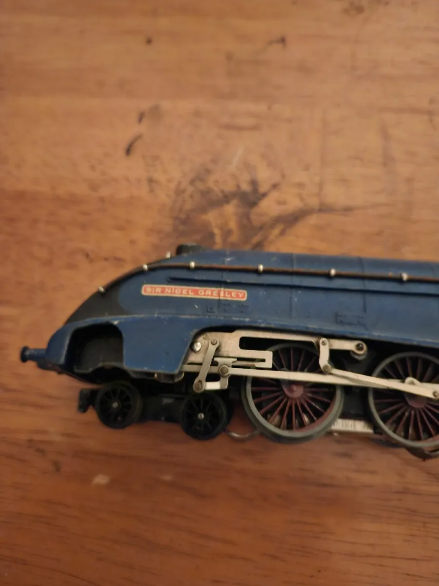 Hornby Dublo OO Gauge 3 Rail Sir Nigel Gresley - Image 3