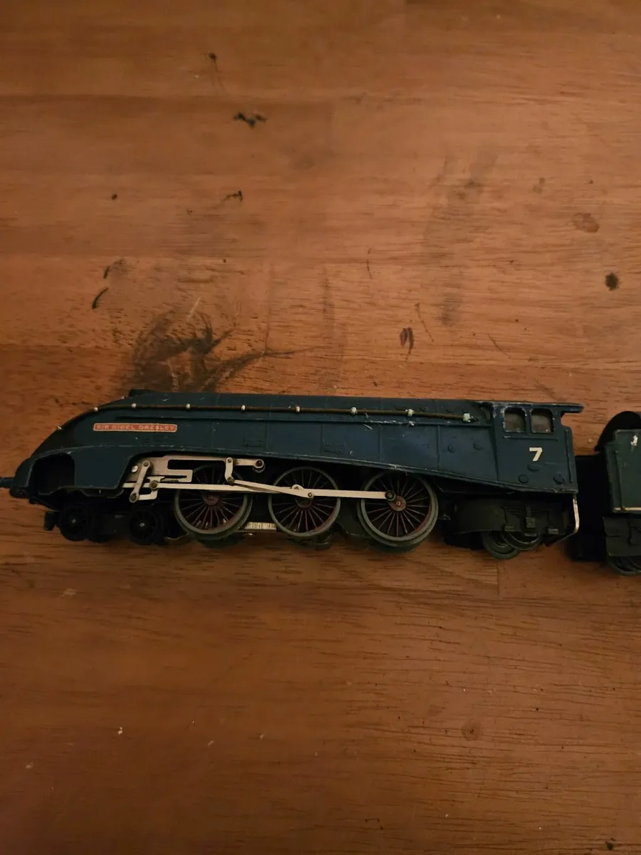 Hornby Dublo OO Gauge 3 Rail Sir Nigel Gresley - Image 4